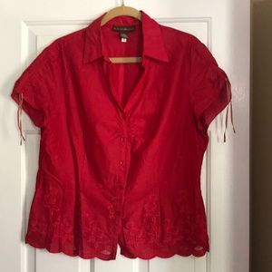Red Bandolino eyelet top - size XL